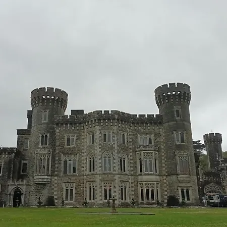 Traditional 18th Century Converted Stables