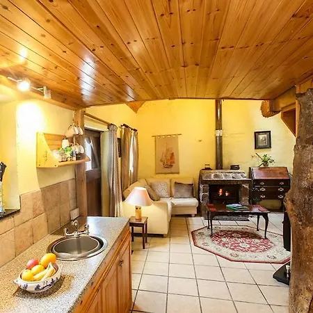 בית נופש Traditional 18th Century Converted Stables ווקספורד