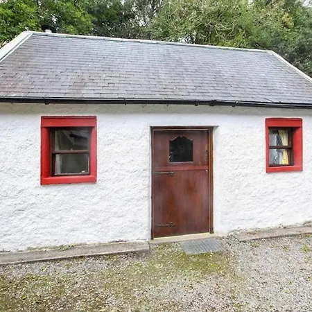Traditional 18th Century Converted Stables
