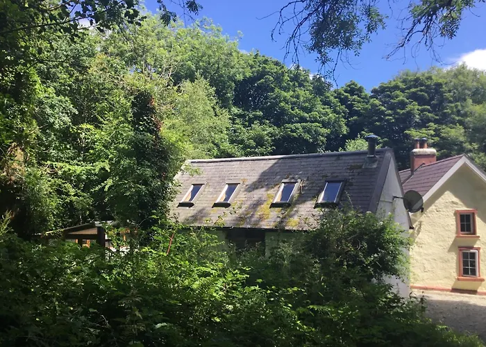 度假居 Traditional 18th Century Converted Stables