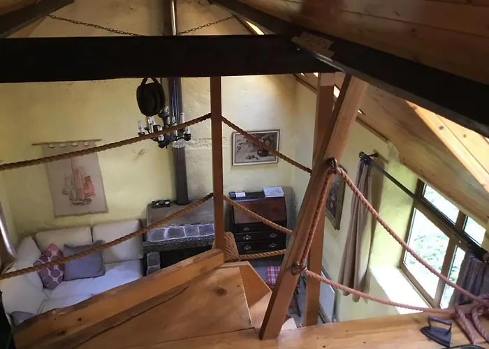 Traditional 18th Century Converted Stables * 韦克斯福德