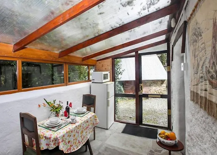 度假居 Traditional 18th Century Converted Stables *
