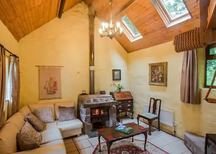 Traditional 18th Century Converted Stables * 韦克斯福德